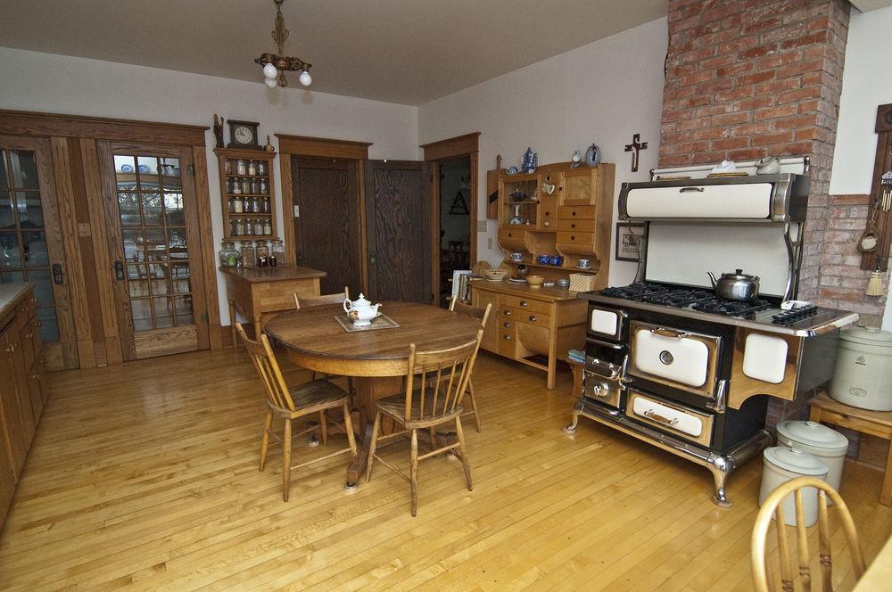 Sproule Heritage Bed & Breakfast Strathmore Esterno foto