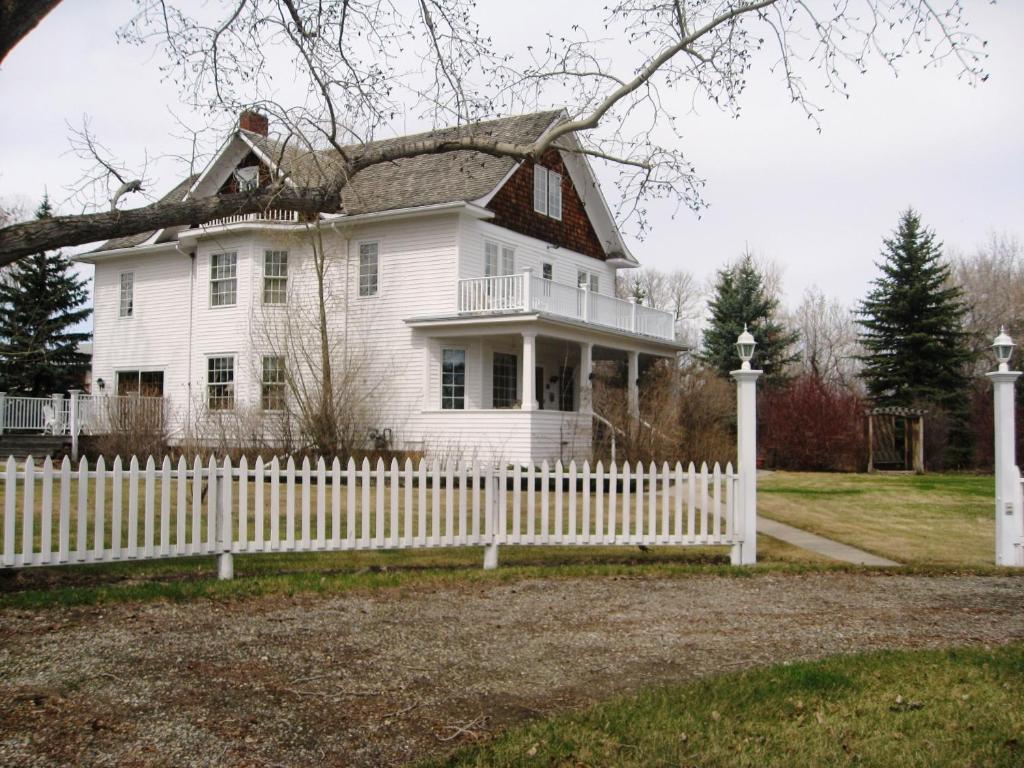 Sproule Heritage Bed & Breakfast Strathmore Esterno foto