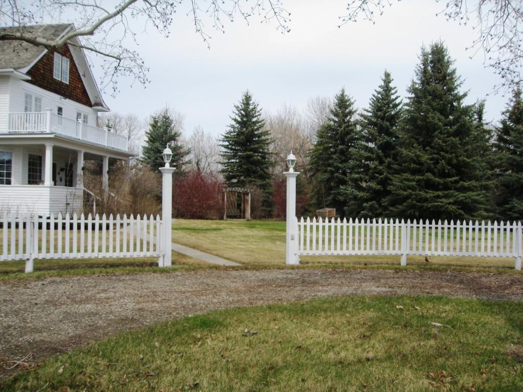 Sproule Heritage Bed & Breakfast Strathmore Esterno foto
