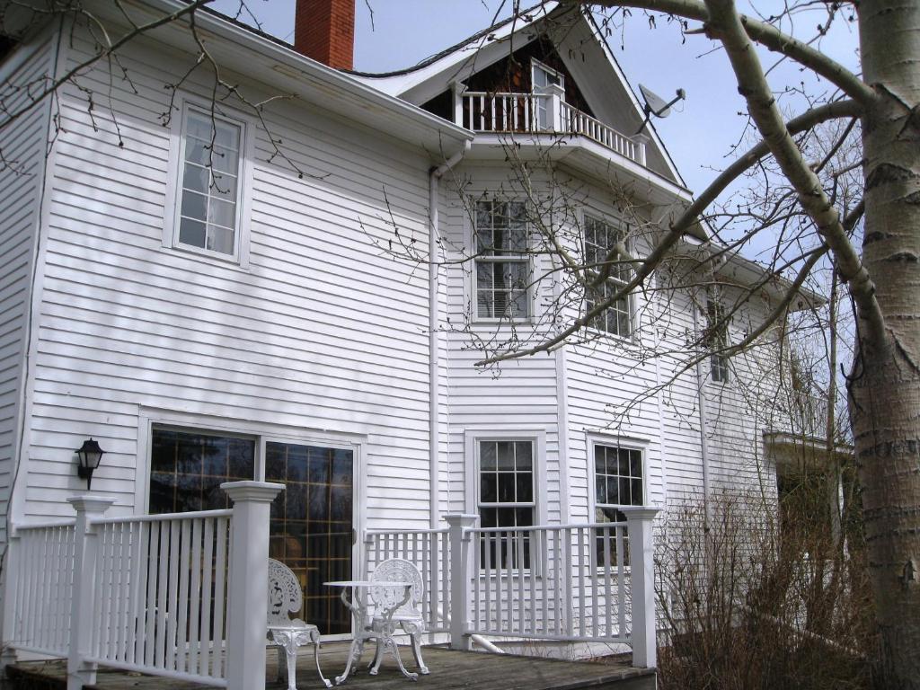 Sproule Heritage Bed & Breakfast Strathmore Esterno foto