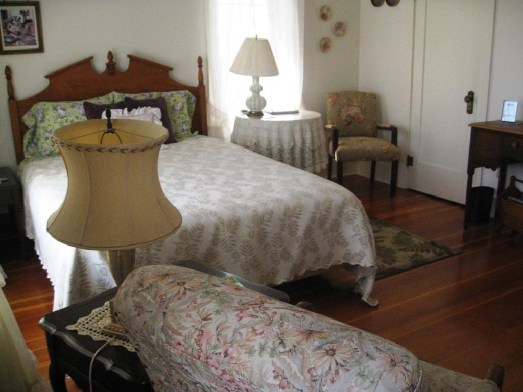 Sproule Heritage Bed & Breakfast Strathmore Esterno foto