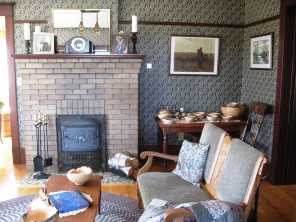 Sproule Heritage Bed & Breakfast Strathmore Esterno foto
